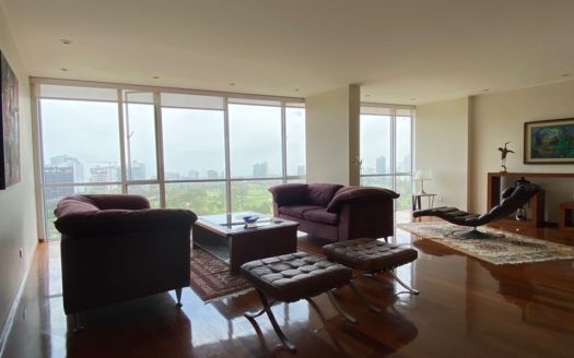 Alquilamos formidable depa vista al Golf