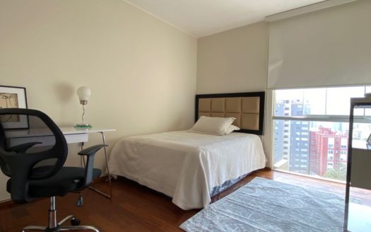 Alquilamos formidable depa vista al Golf