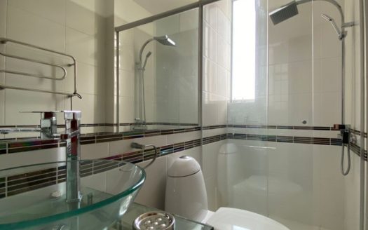 Alquilamos formidable depa vista al Golf