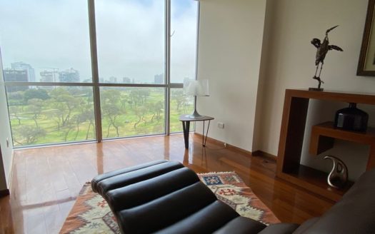 Alquilamos formidable depa vista al Golf