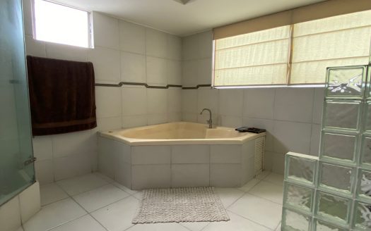 HERMOSO DUPLEX EN VENTA SAN ISIDRO